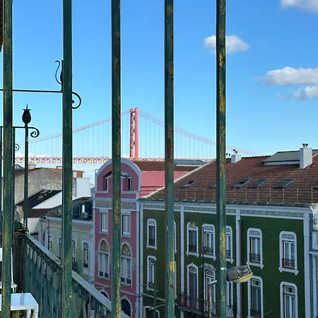 Belem With Tagus River View Lejlighed Lisboa