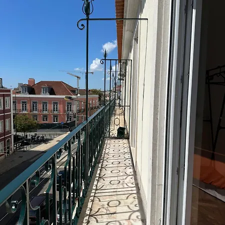 Belem With Tagus River View Апартаменты Лиссабон